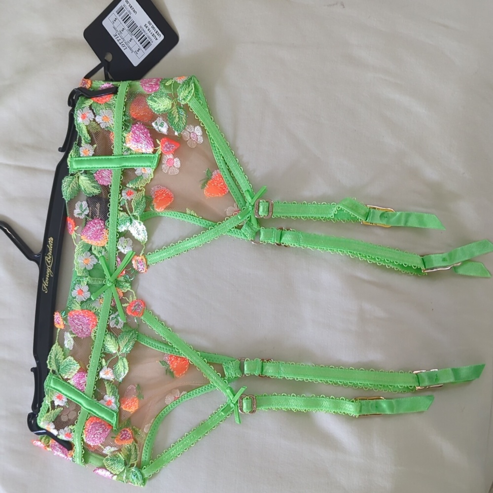 Honey Bridgette Garter Belt NWT Lottie